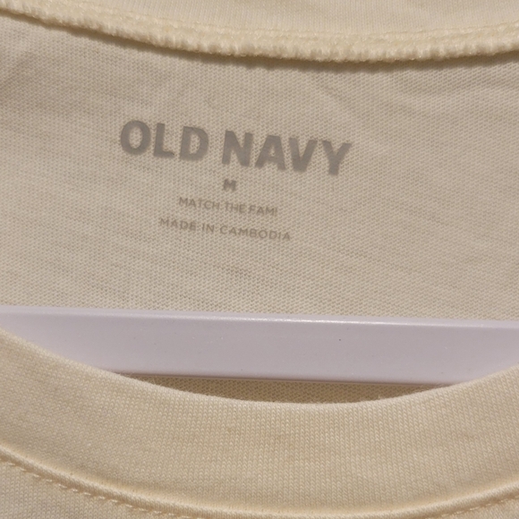 Old Navy graphic t-shirt - Picture 4 of 5